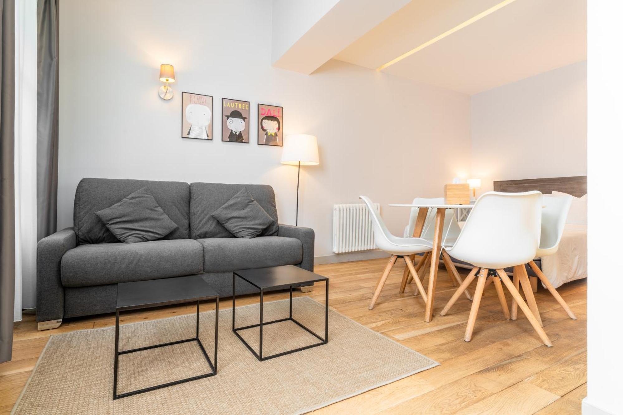 Apparts De L'Oncle Louis Versailles Exterior foto